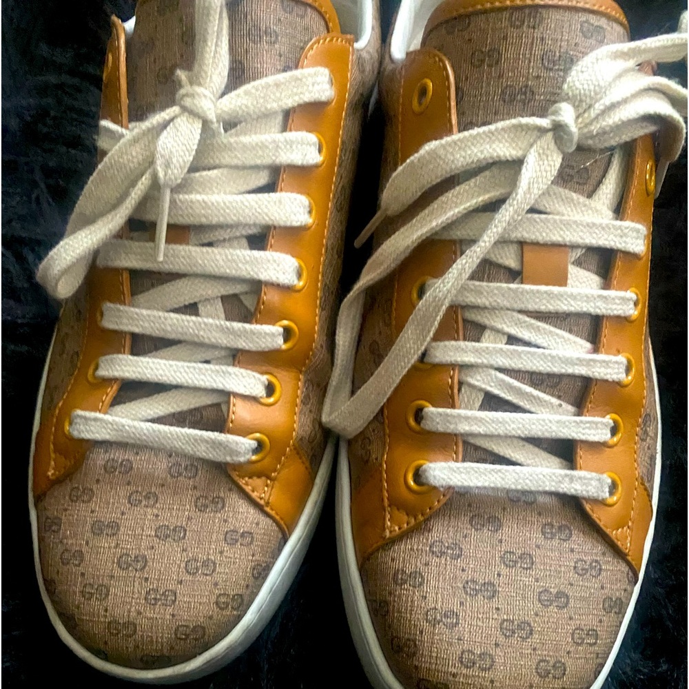 Gucci sneakers